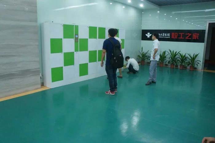 深圳儿童医院储物柜应用-振耀科技